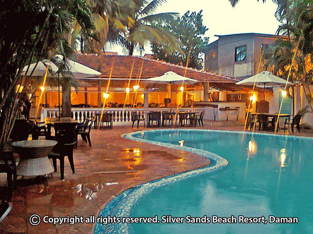 Silver Sands Beach Resort 다만 외부 사진