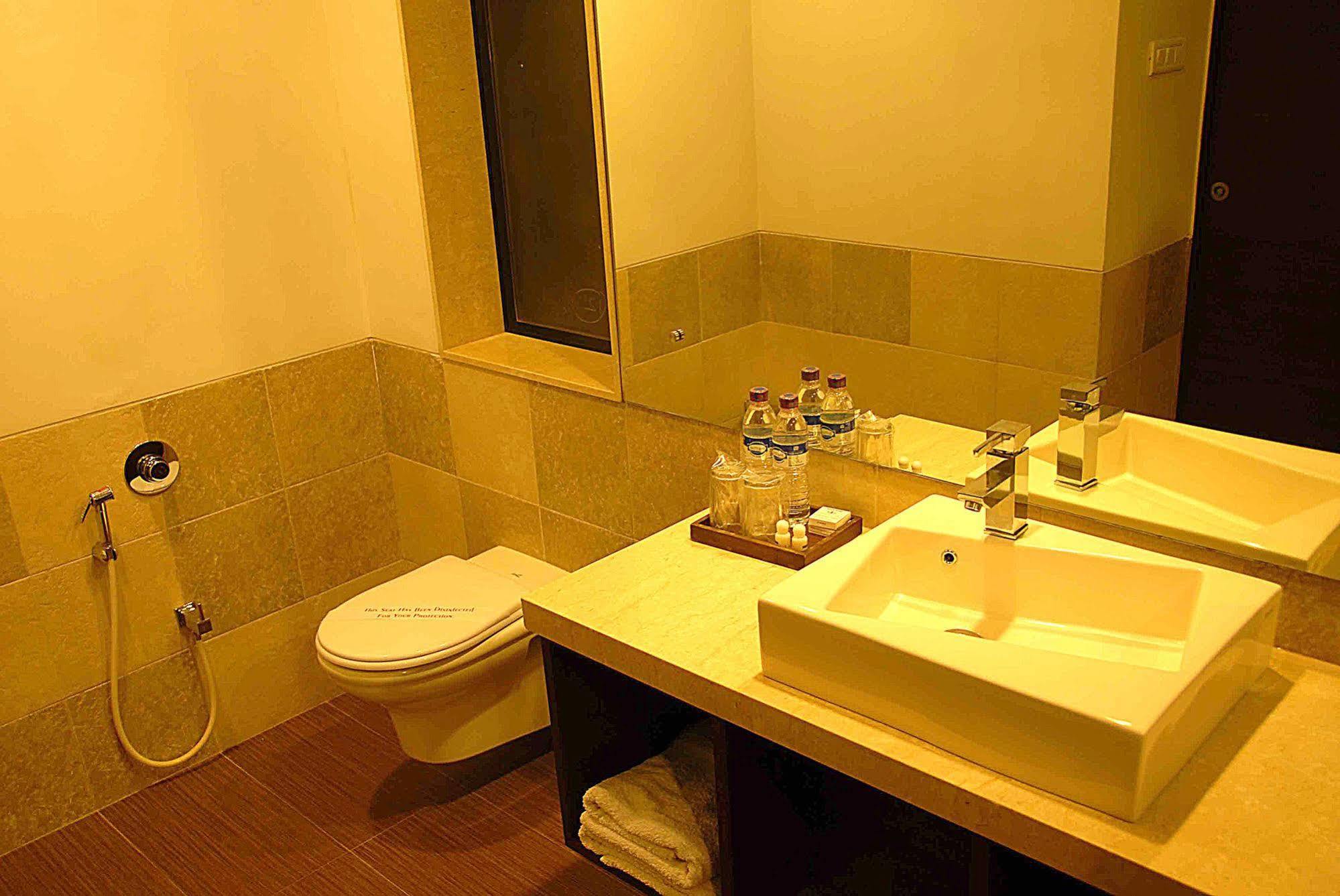 Silver Sands Beach Resort 다만 외부 사진