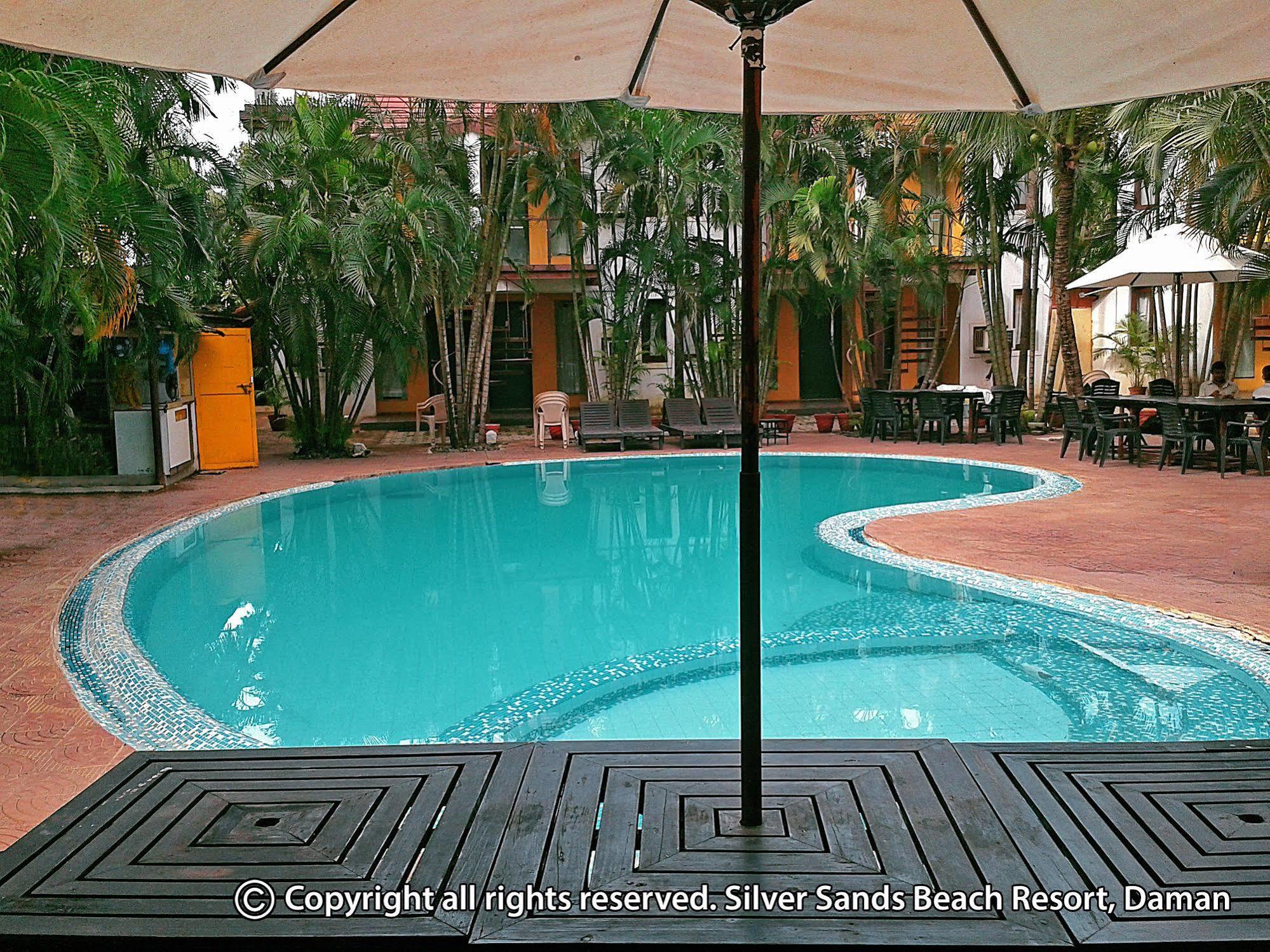 Silver Sands Beach Resort 다만 외부 사진